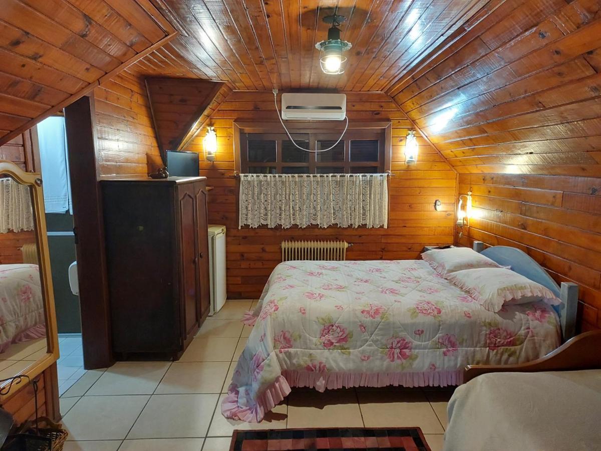 Pousada Villa Fiorita カネラ エクステリア 写真
