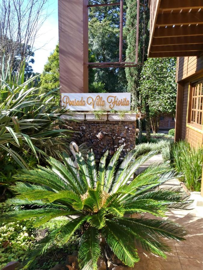 Pousada Villa Fiorita カネラ エクステリア 写真