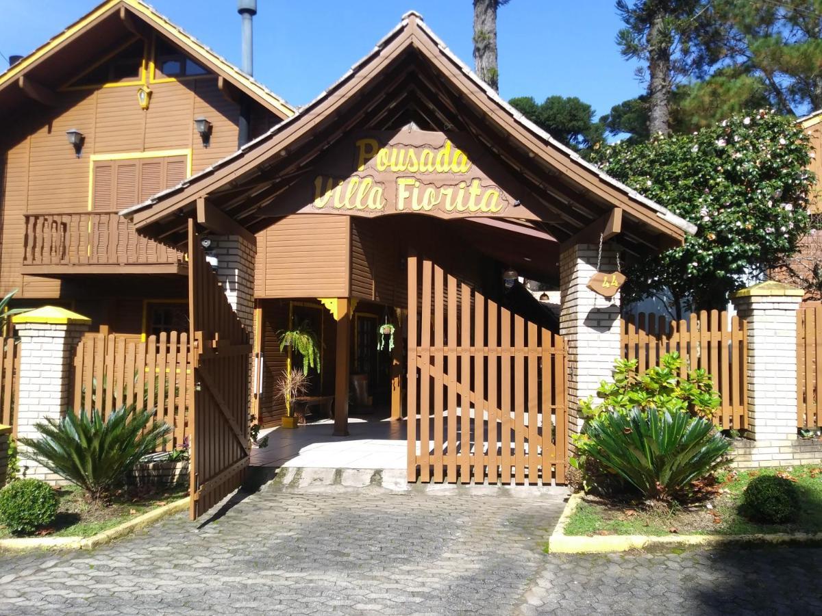 Pousada Villa Fiorita カネラ エクステリア 写真