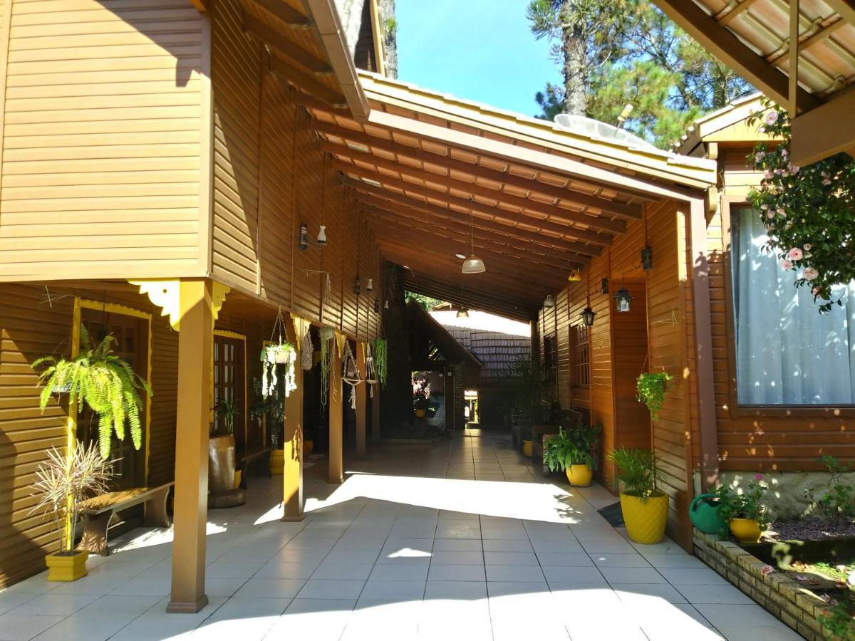 Pousada Villa Fiorita カネラ エクステリア 写真
