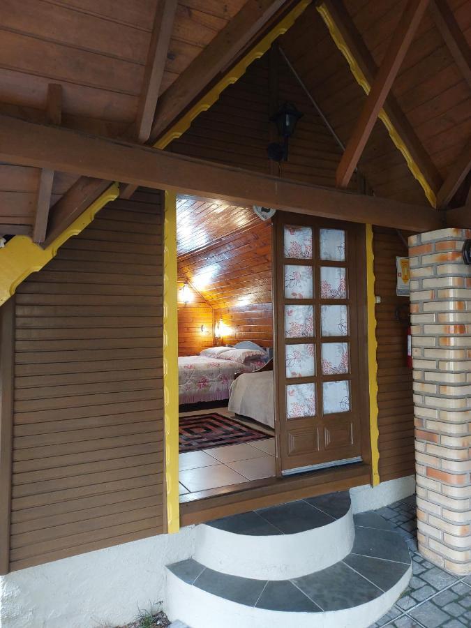 Pousada Villa Fiorita カネラ エクステリア 写真