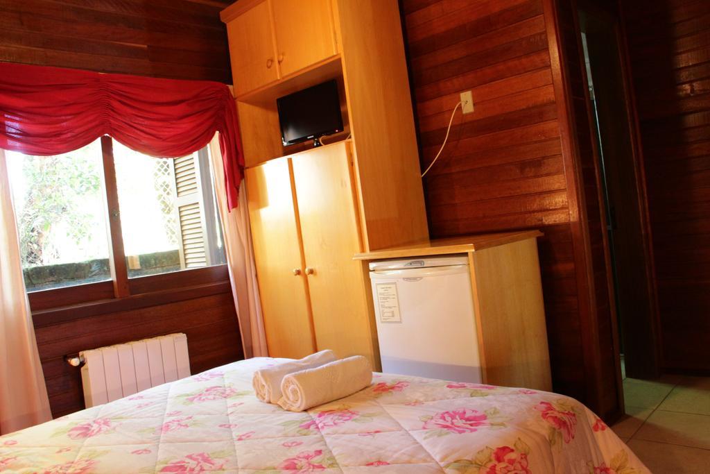 Pousada Villa Fiorita カネラ エクステリア 写真
