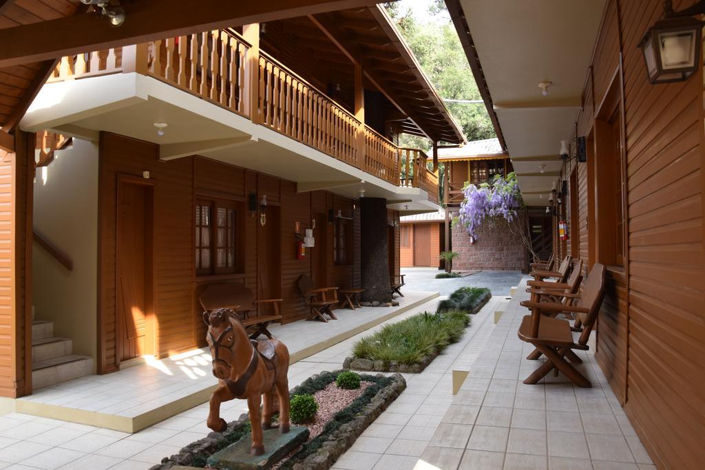Pousada Villa Fiorita カネラ エクステリア 写真